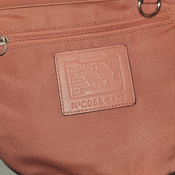 Rare Vintage Y2K COACH Pink Suede Kiss Lock Mini Crossbody Bag – Limited Edition - Picture 17 of 17